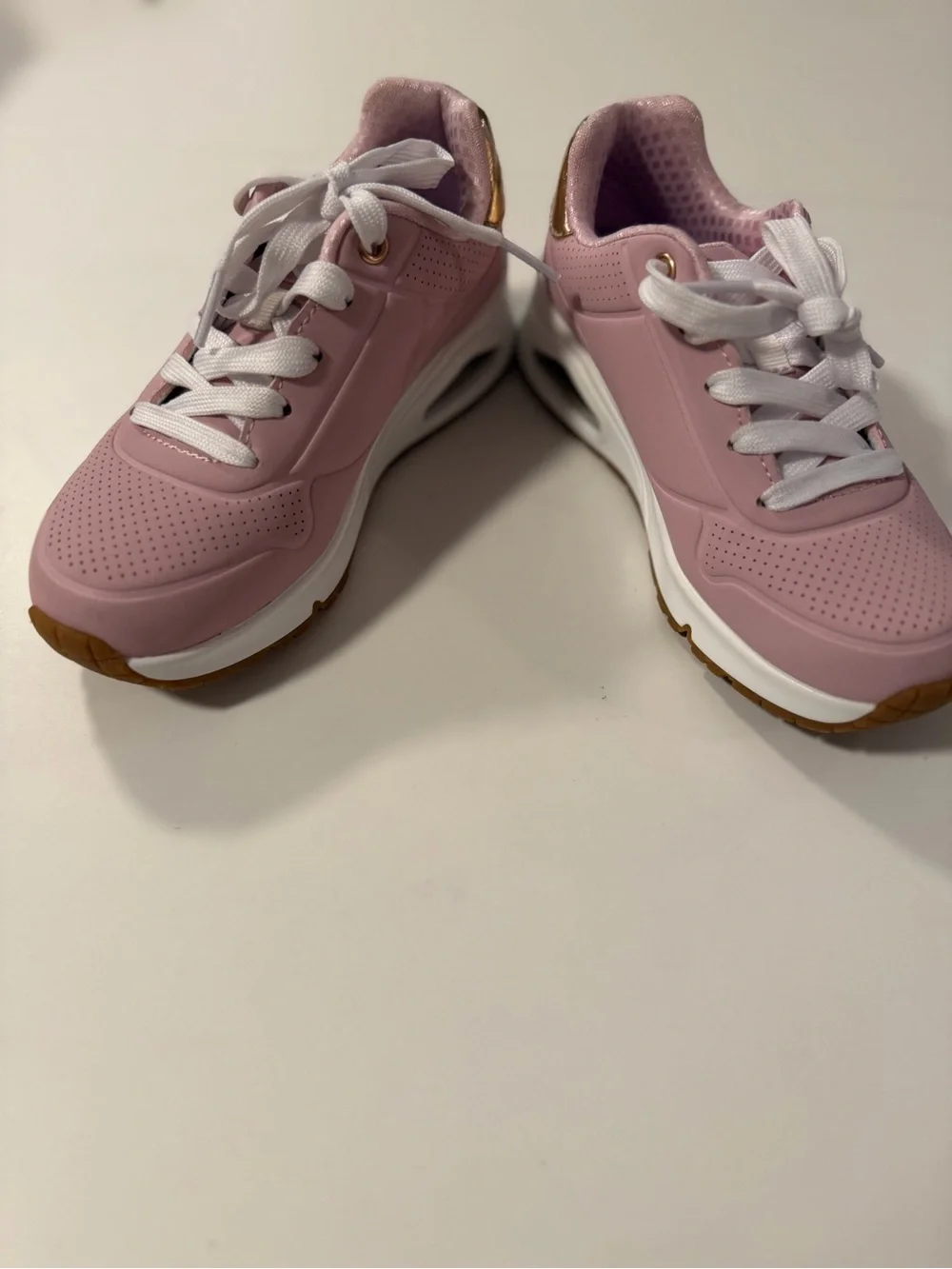 Skechers stylish pink